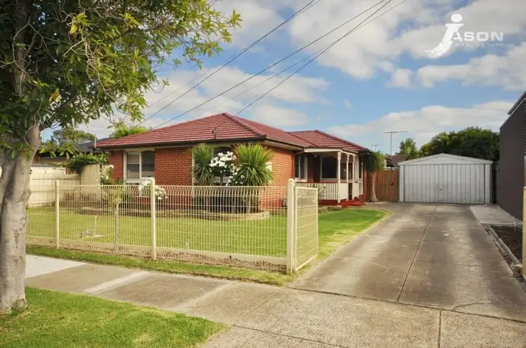 22 Dianne Drive, Tullamarine VIC 3043