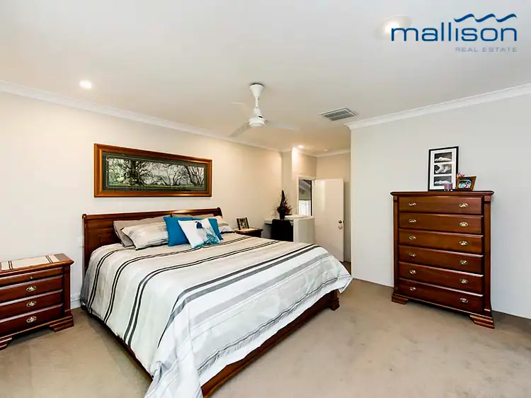 Fourth view of Homely house listing, 2 Gallin Court, Leeming WA 6149