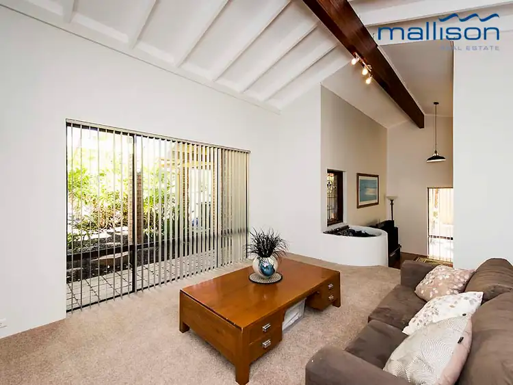 Seventh view of Homely house listing, 2 Gallin Court, Leeming WA 6149