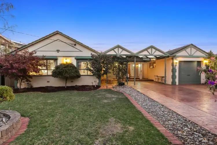 38 Sevenoaks Road, Burwood East VIC 3151