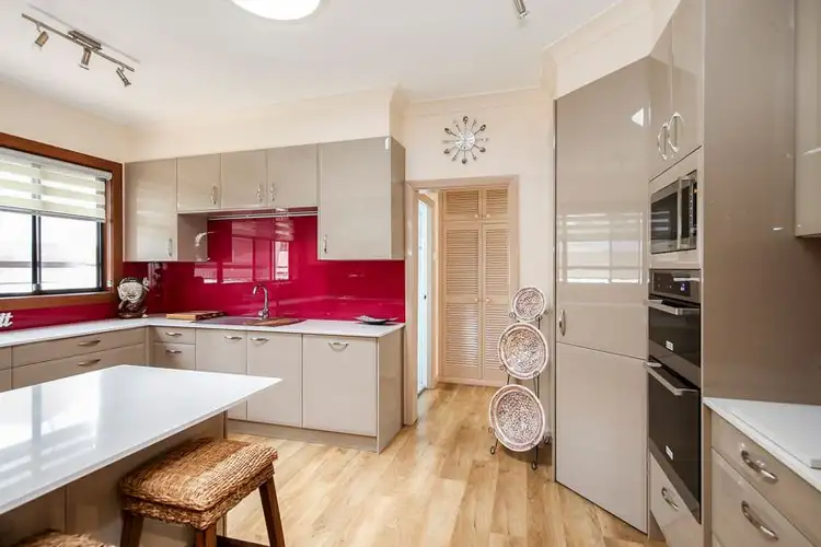 18 Stapleton Street, Wallsend NSW 2287