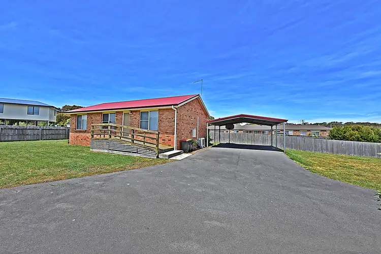 2/17 Reece Street, George Town TAS 7253
