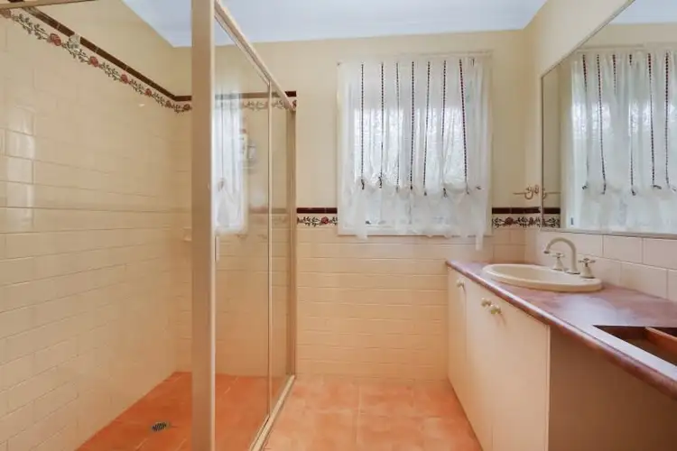 Seventh view of Homely house listing, 15 Nankervis Court, Beechworth VIC 3747