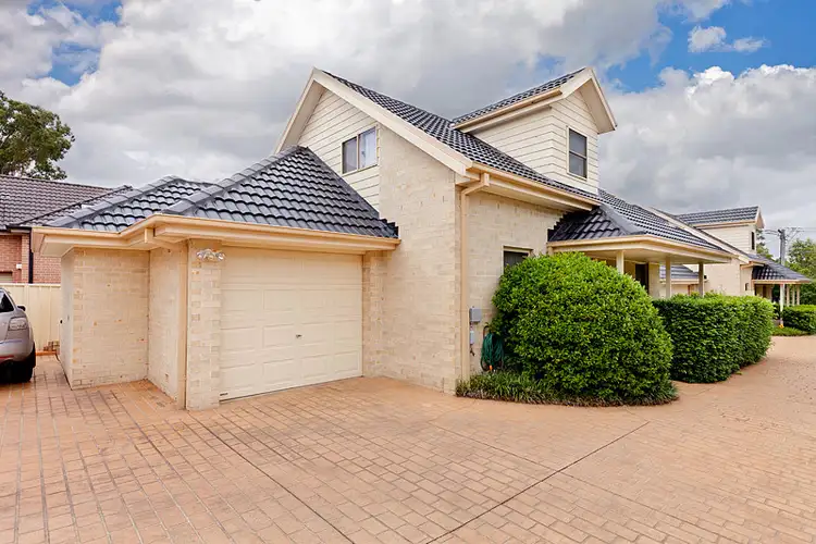 2/49 Barry Street, Cambridge Park NSW 2747