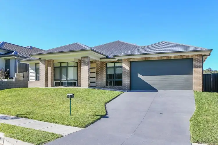 5 Orelia Close, Cameron Park NSW 2285