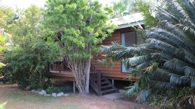 11 Lilac Street