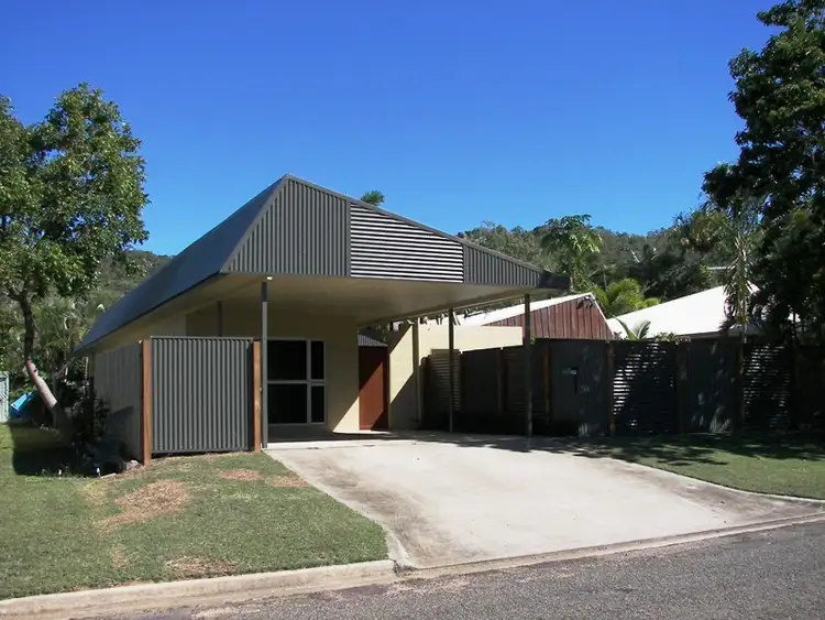 16 Sextant Drive, Nelly Bay QLD 4819