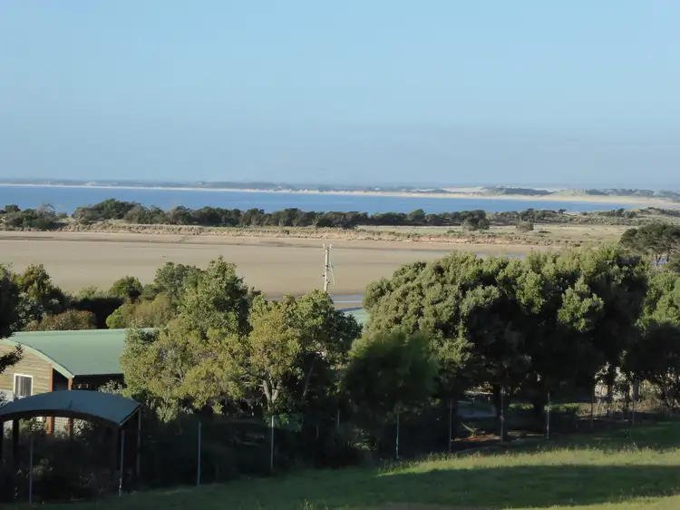 2 Therese Street, Bridport TAS 7262