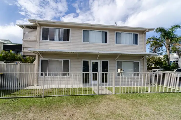 12 Steel Street, Redhead NSW 2290