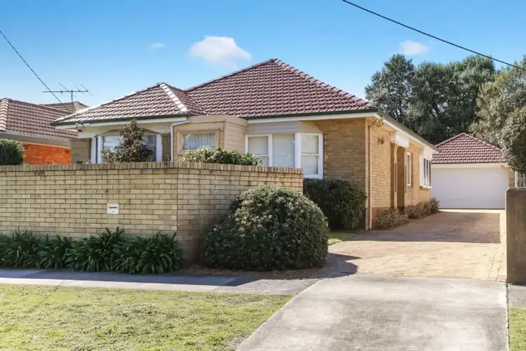 54 Parkway Avenue, Cooks Hill NSW 2300