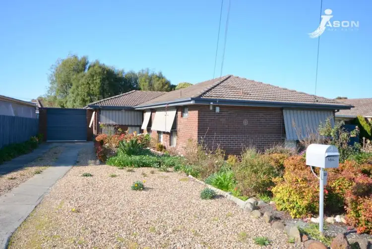 20 Linacre Cres, Gladstone Park VIC 3043