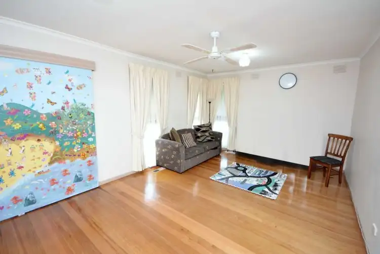 Fourth view of Homely house listing, 20 Linacre Cres, Gladstone Park VIC 3043