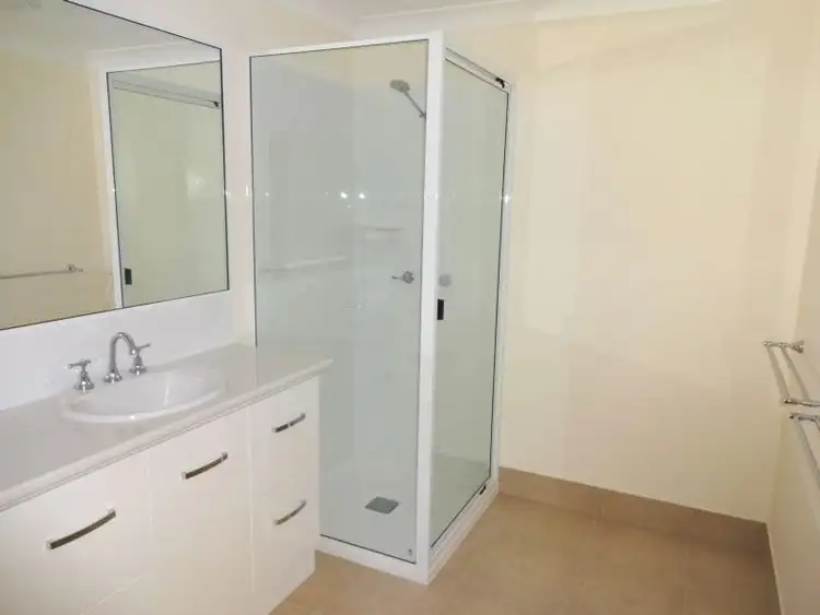 Fifth view of Homely unit listing, 2/78a Pratten Street, Dalby QLD 4405