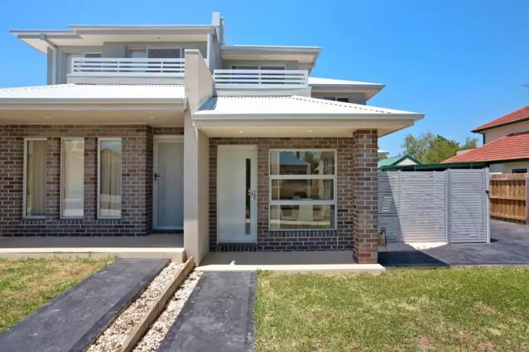 2/1 Herbert Street, Pascoe Vale VIC 3044