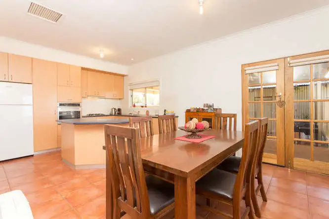 Fifth view of Homely house listing, 72 Moonah Street, Red Cliffs VIC 3496