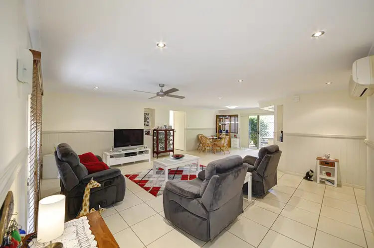 Fourth view of Homely villa listing, 2/40 MACROSSAN STREET, Childers QLD 4660