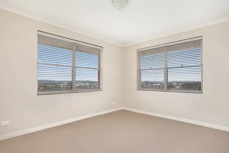 Sixth view of Homely unit listing, 4/22 Hillview Crescent, The Hill NSW 2300