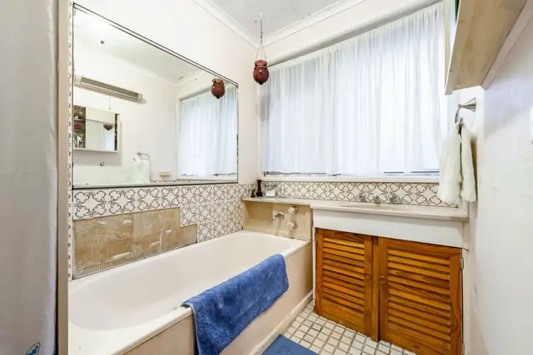 Fourth view of Homely house listing, 14 Nigel Crescent, Gladstone Park VIC 3043