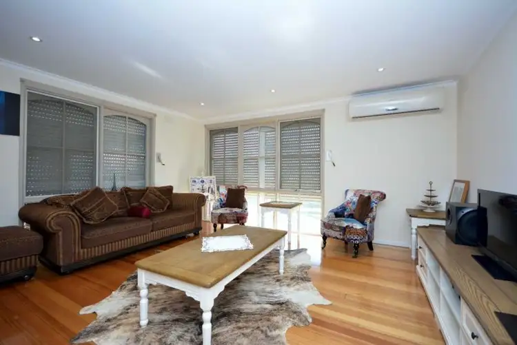 Second view of Homely house listing, 3 Allenby Place, Gladstone Park VIC 3043