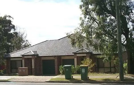 2/51 Kumbari Avenue, Southport QLD 4215