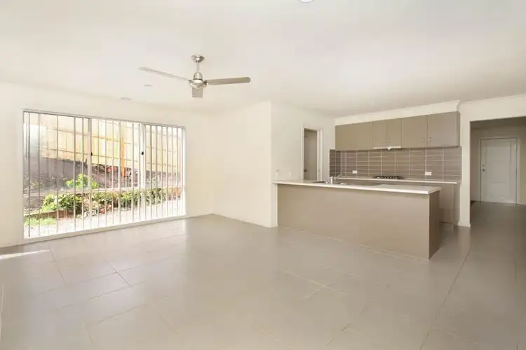 Third view of Homely house listing, 5 Emma Court, Sunbury VIC 3429