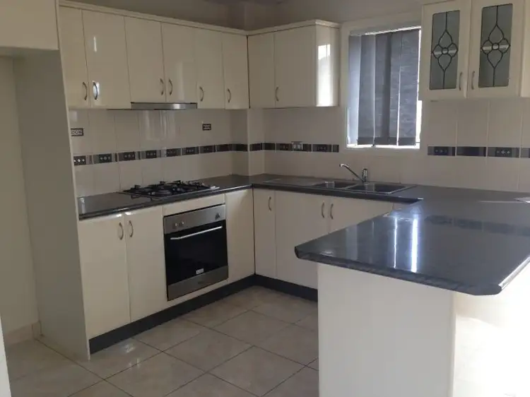 10 Torrens Ave