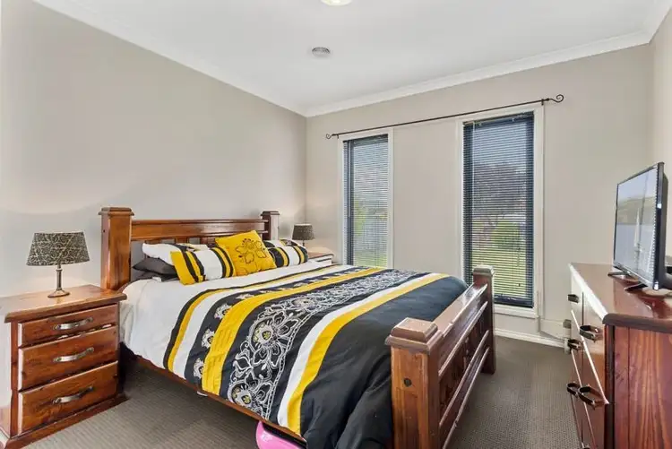 Fifth view of Homely house listing, 20 McAlpine Court, Camperdown VIC 3260