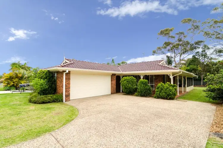 37 Colton Crescent, Lakelands NSW 2282