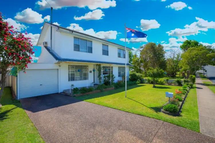 62 Alexandra Avenue, Rutherford NSW 2320