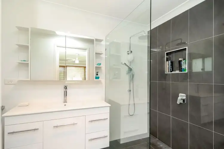 Fifth view of Homely house listing, 18 David Drive, Salt Ash NSW 2318