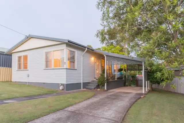 2 Centre Street, Tenambit NSW 2323