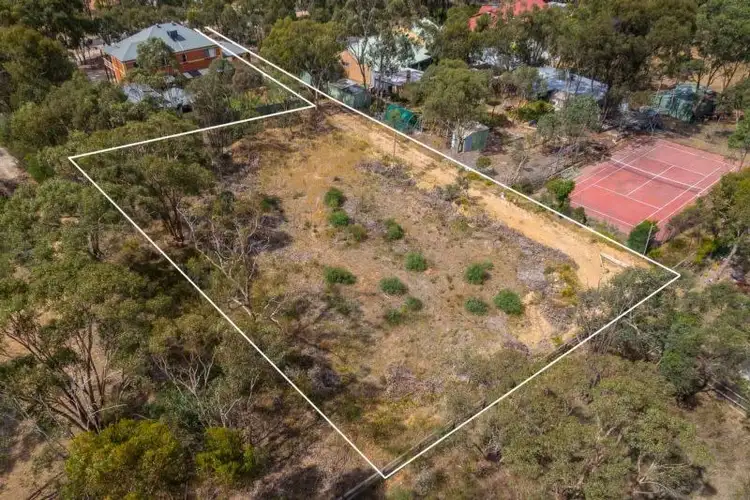 4a Clay Gully Court, Maiden Gully VIC 3551