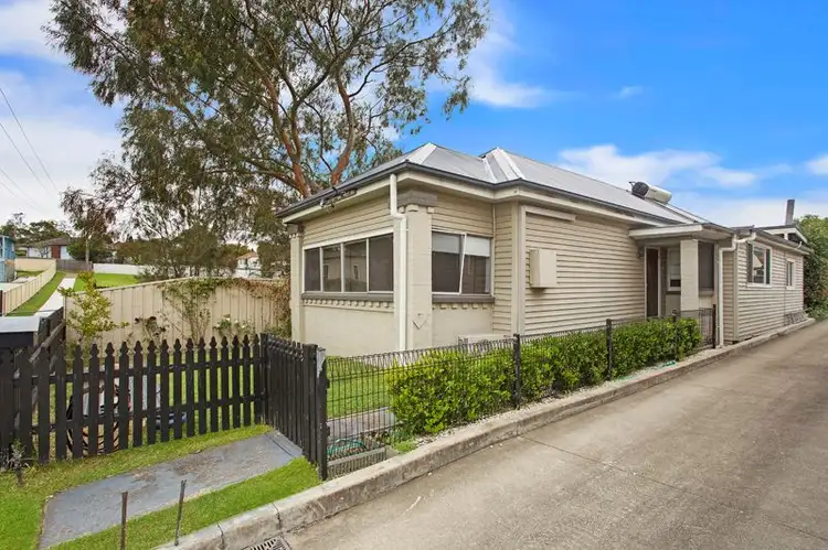 51 Dangar Street