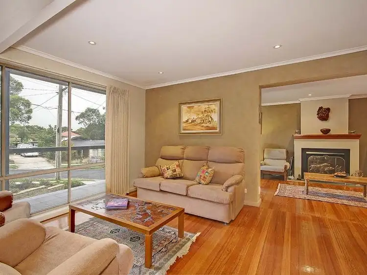 24 Carlinga Drive, Vermont VIC 3133