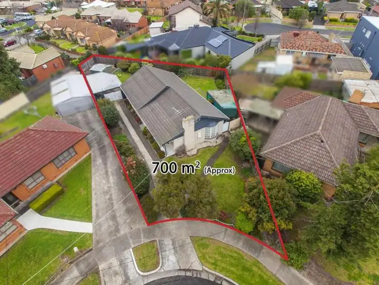 24 Lawrence Court, Altona North VIC 3025