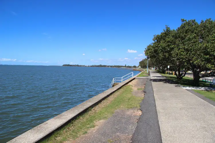 Fifth view of Homely house listing, 432 Flinders Parade, Brighton QLD 4017