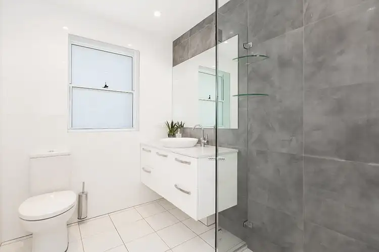 Main view of Homely unit listing, 5/13 Burke Road, Cronulla NSW 2230