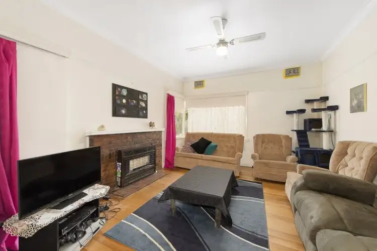 Third view of Homely house listing, 5 Moorookyle Avenue, Hughesdale VIC 3166