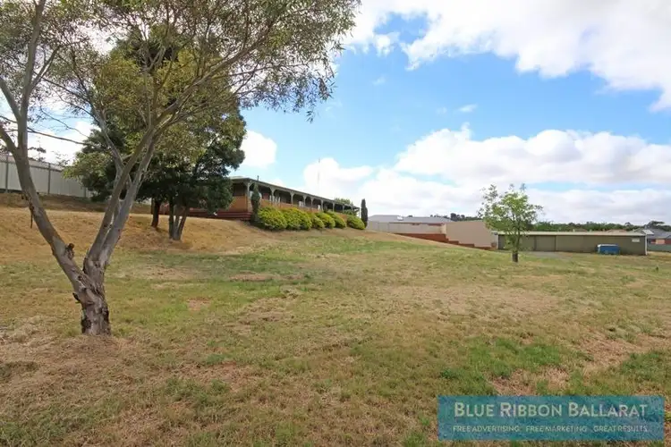 4 Bawden Street, Brown Hill VIC 3350