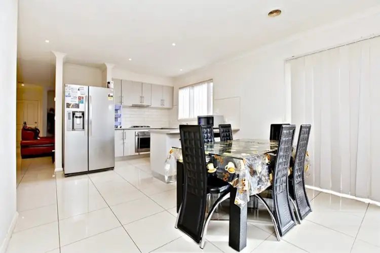 Second view of Homely house listing, 5 Gallop Court, Truganina VIC 3029