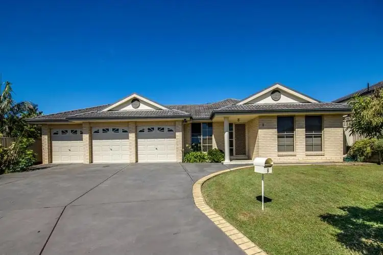 8 Wattlebird Close, Aberglasslyn NSW 2320