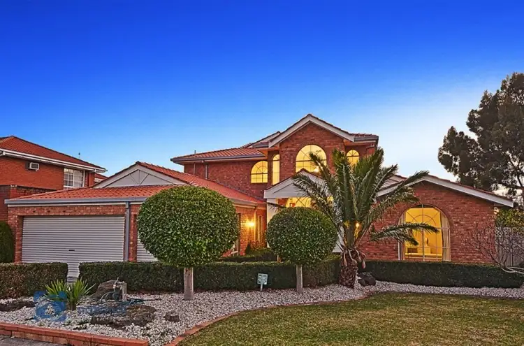 1 Lehhong Close, Rowville VIC 3178