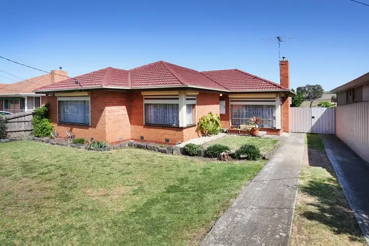 65 Camperdown Avenue, Sunshine North VIC 3020