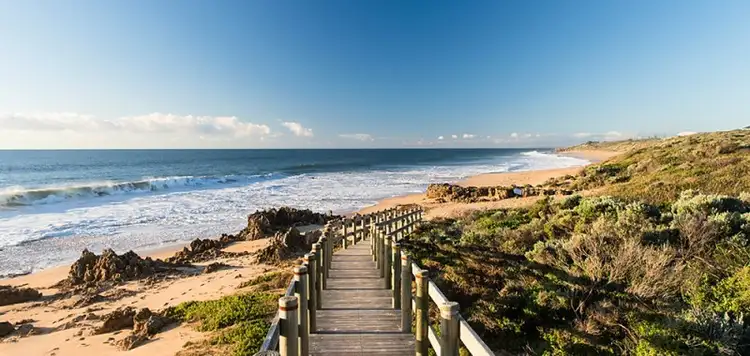 11 Bobtail Bend, Wannanup WA 6210