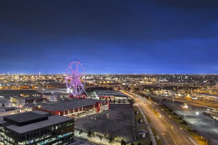 N2410/241 Harbour Esplanade, Docklands VIC 3008