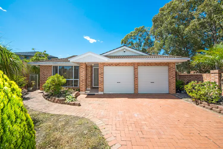 9 Cave Close, Green Valley NSW 2168