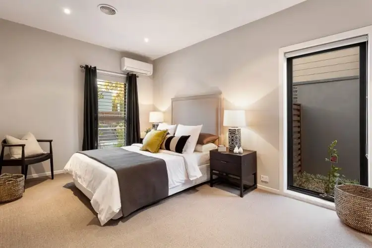 Sixth view of Homely house listing, 8 Sun Dew Close, Greensborough VIC 3088