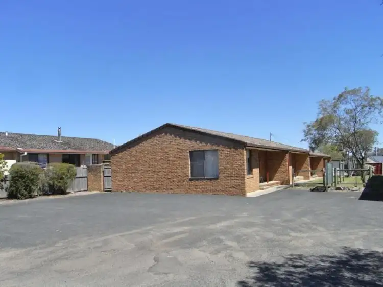 Second view of Homely unit listing, 16 Grieves Ln, Glen Innes NSW 2370