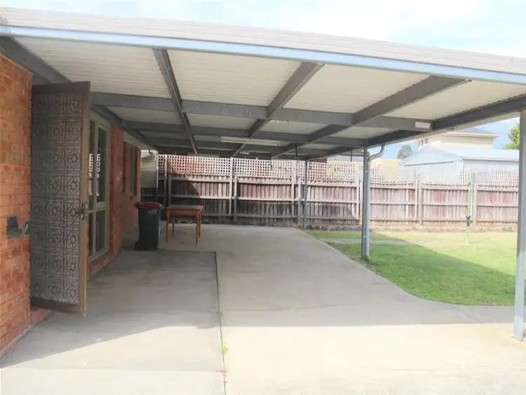 Fifth view of Homely house listing, 19 Papworth Place, Meadow Heights VIC 3048