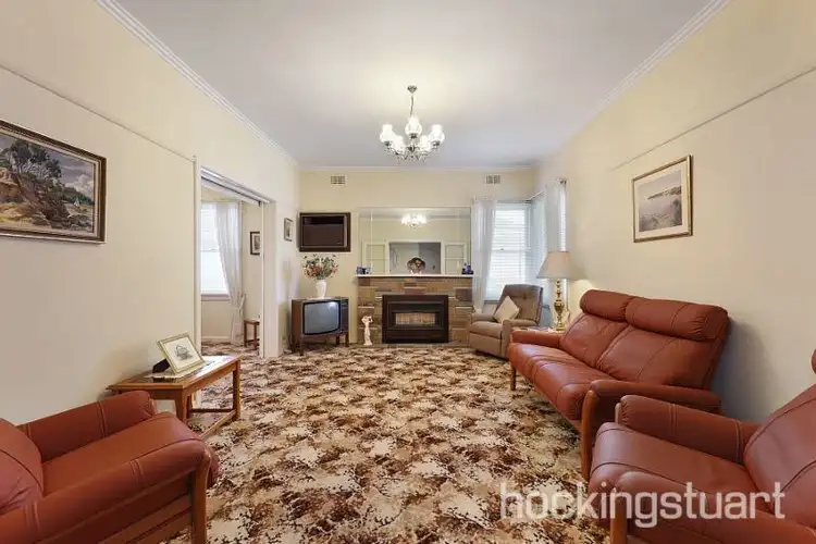 Second view of Homely house listing, 31 Beddoe Avenue, Bentleigh East VIC 3165